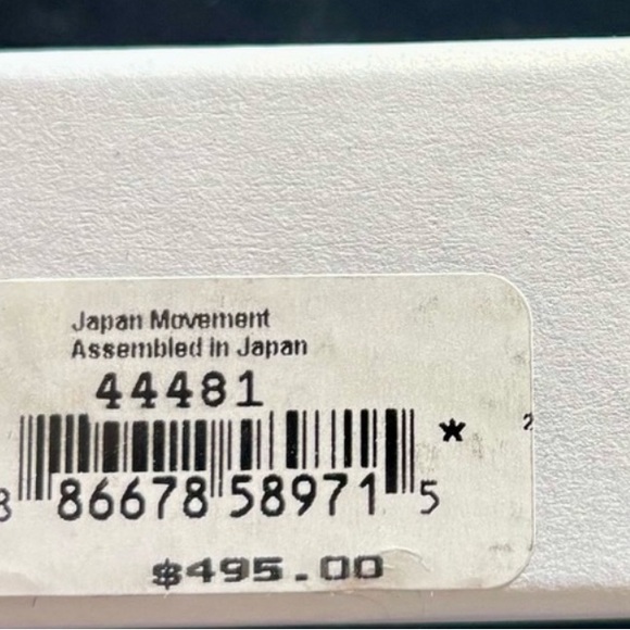 Angel Gold Ring with Watch Face - Picture 4 of 5